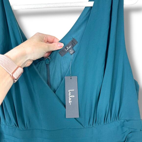 Lulus NWT Thoughts of Hue Emerald Green Surplice V-Neck Sleeveless Maxi Dress - Picture 9 of 10